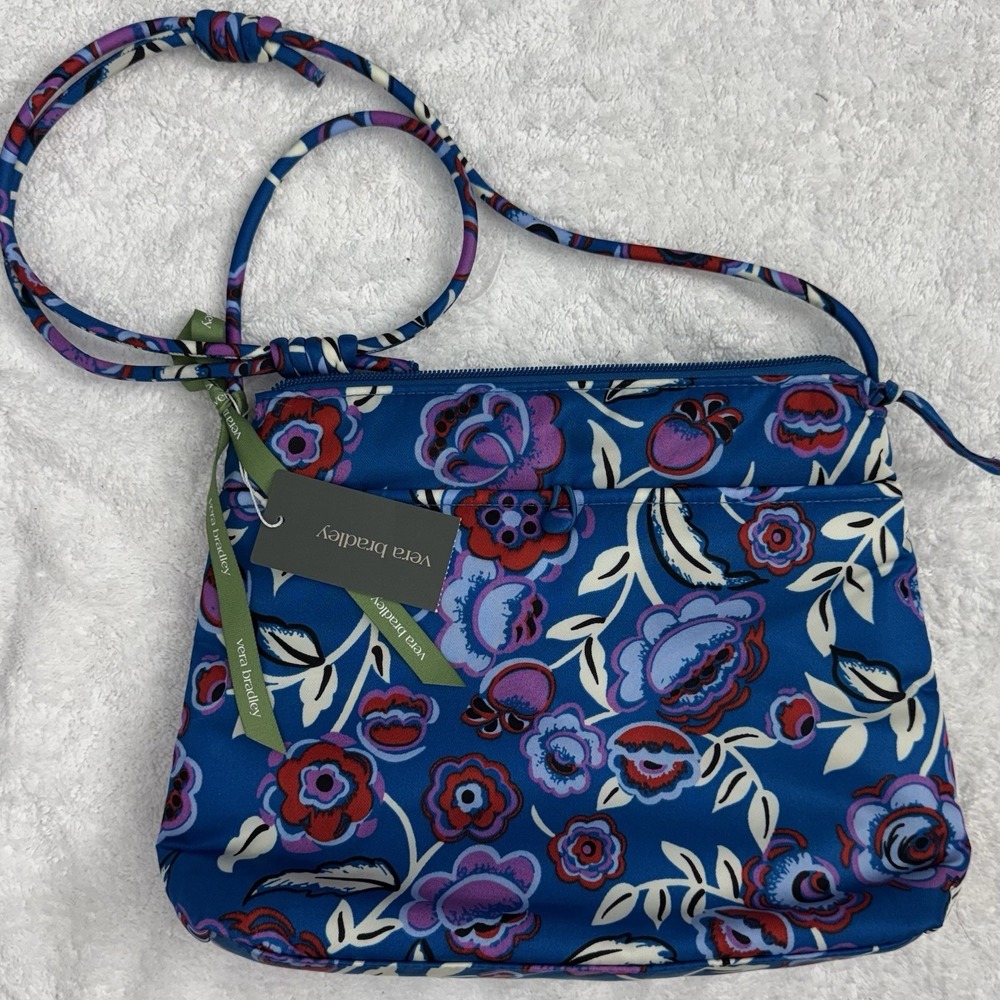 NEW Vera Bradley Crossbody‎ Bag Quilted Blue Floral Zip Purse Ajustable Hippie